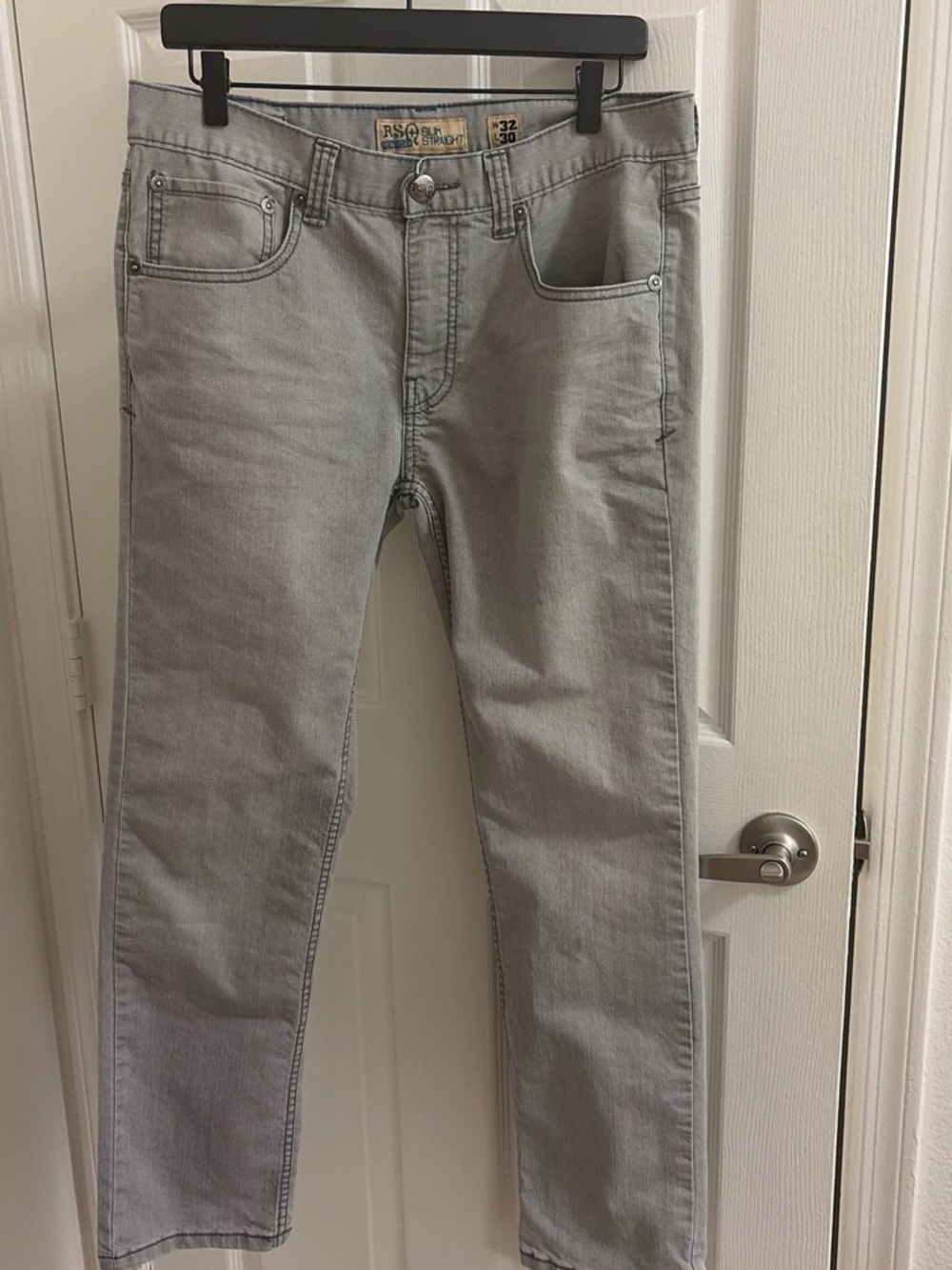 RSQ Men’s Slim Straight Jeans in Light Gray